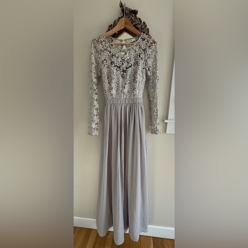 Elegant Lace Long Sleeve Gray Dress,Sz Med.,Mother of the bride & formal party.